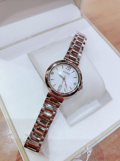 Đồng hồ nữ Bulova 96P149