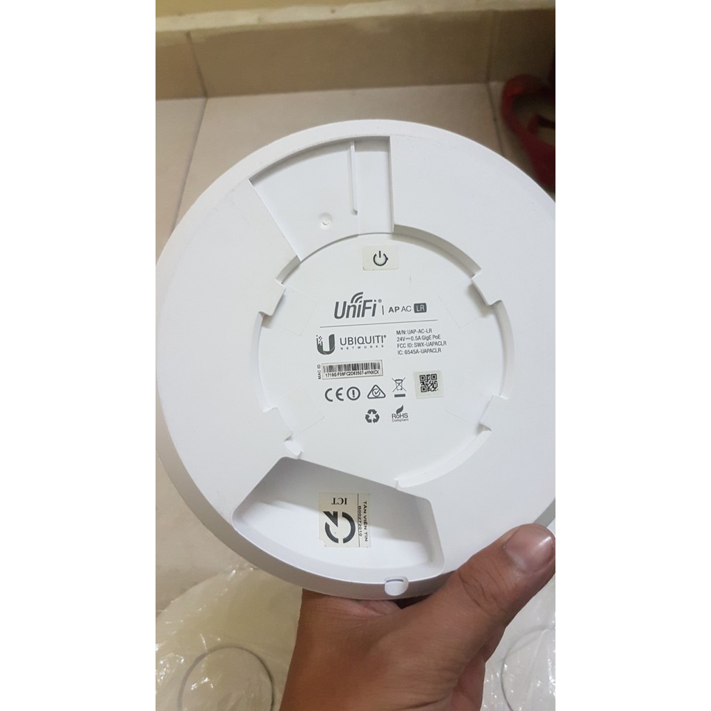 Phát Wifi UniFi UAP-AC-LR 802.11ac Access Point (1.3 Gbps) | BigBuy360 - bigbuy360.vn
