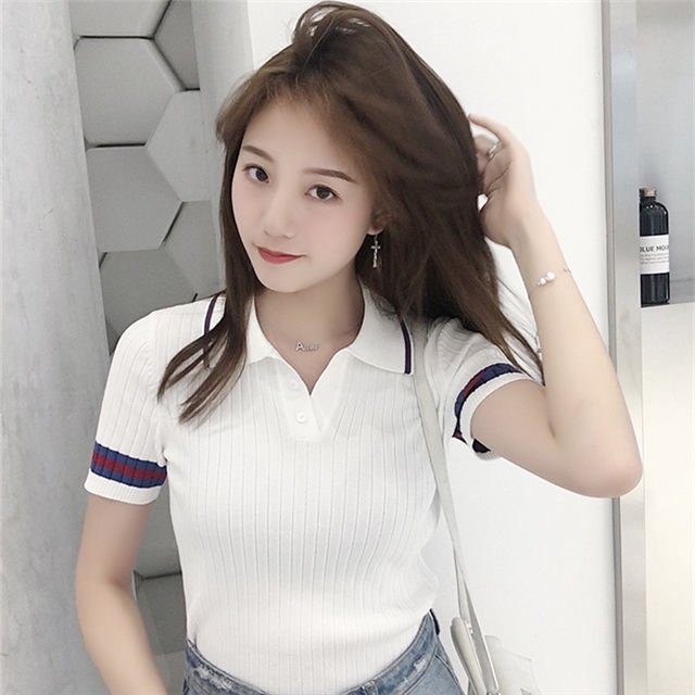 Áo thun nữ tay ngắn thiết kế có cổ thanh lịch cá tính