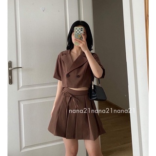 Set áo croptop và chân váy