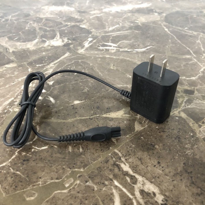 Bộ củ sạc Adaptor mã HQ8505, dùng sạc pin cho máy cạo râu của hãng Philips - Công suất 5.4W