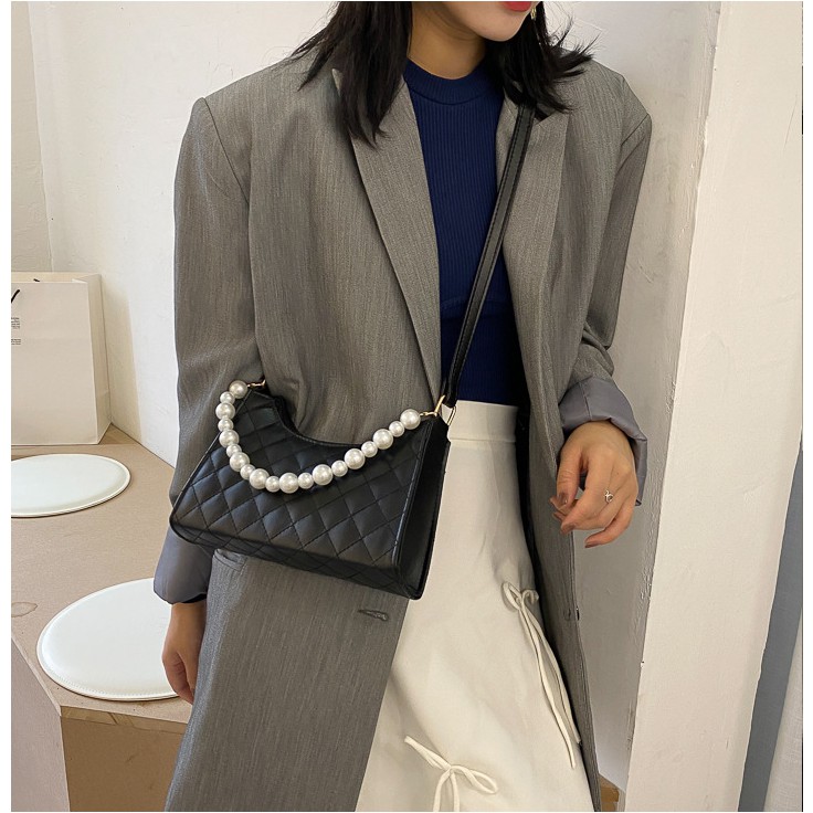 [Free Ship ] Túi Xách Nữ Kẹp Nách Ngọc Chai Trang Trí 2 Màu Đen , Trắng Đi Chơi , Đi Làm Tiện Lợi | BigBuy360 - bigbuy360.vn