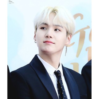 Bông tai dáng dài Suga BTS cực chất