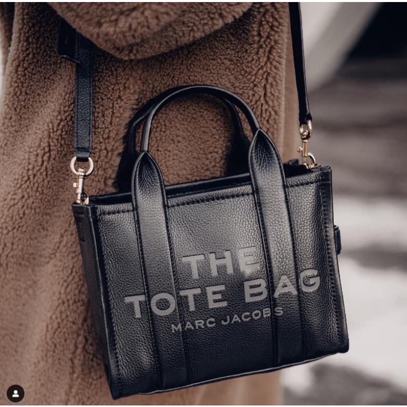 TNS-Túi tote form vuông siêu  Marcie leather field tote bag--màu đen classic sang trọng