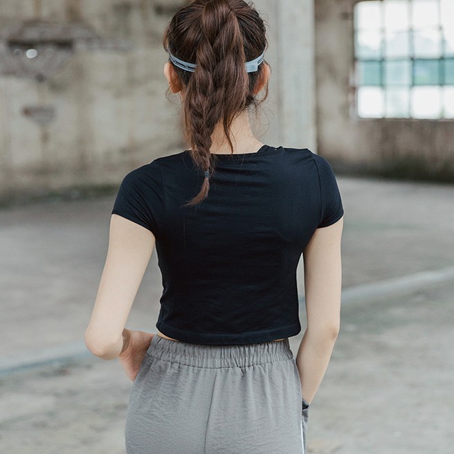 (Hà Nội) Áo thun phông ngắn thể thao nữ HE-Califor (Đồ tập gym,yoga) Croptop (Không Quần) II VIỆT NAM