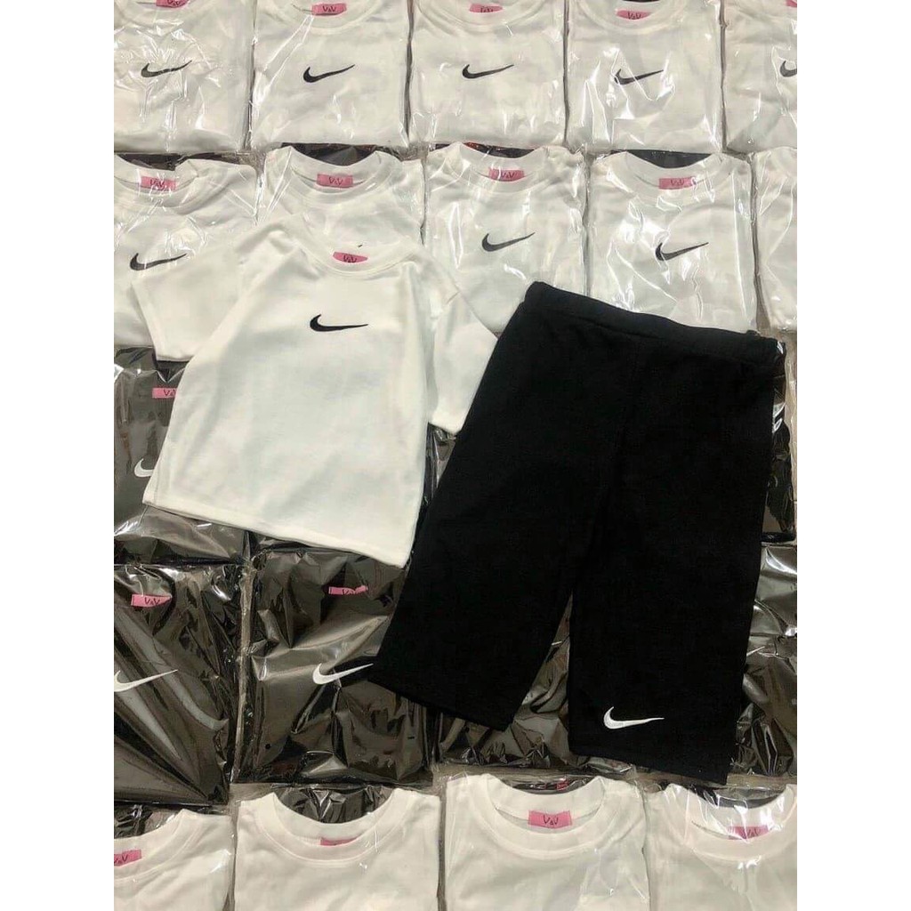 Bộ quần lửng và áo crt nike body quyến rũ