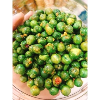 1kg đậu hà lan tỏi ớt. date 12 tháng.