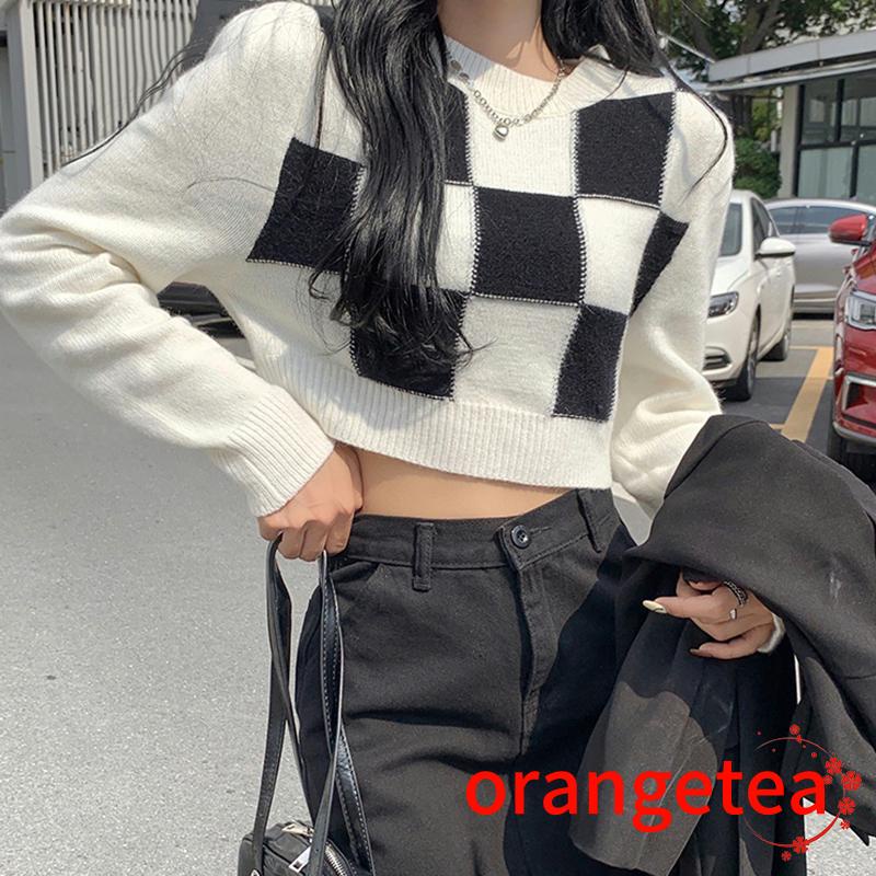Áo Croptop Tay Dài Cổ Tròn Họa Tiết Kẻ Sọc Màu Sắc Thời Trang Cho Nữ