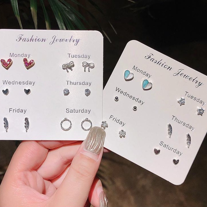 Hoa tai dáng nhỏ và thiết kế đơn giản xinh xắn cho nữ