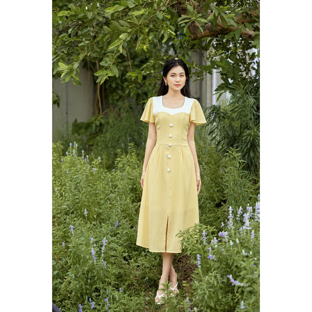 Váy thiết kế cổ vuông tay bồng viền trắng chất xốp YV16 YAME