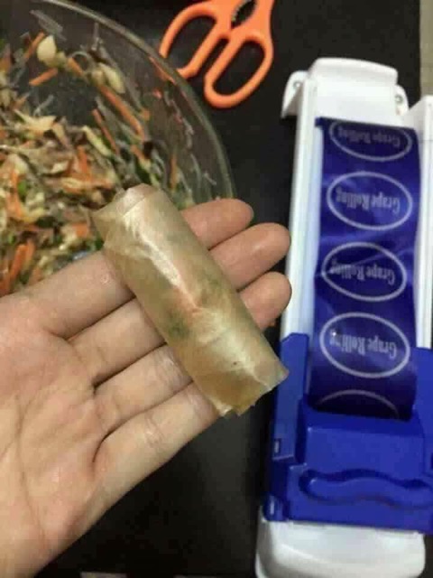 Dụng cụ cuốn nem