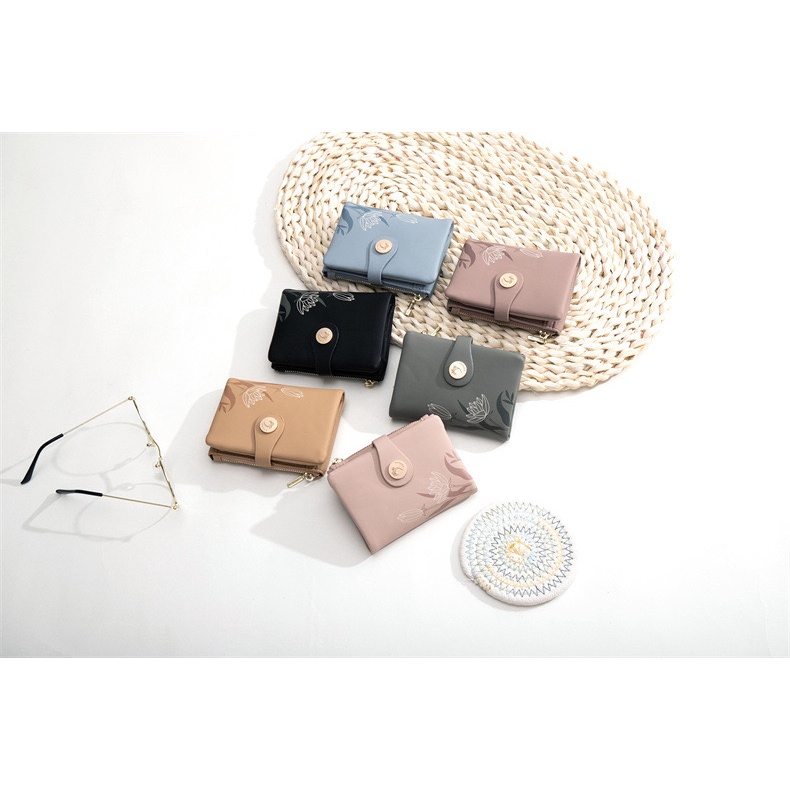 Ví/ Bóp Ngắn Cầm Tay Cho Nữ ERASHOP 079791 - Đựng Tiền/ Để Thẻ Hoa Súng Khóa Tròn Khắc Hoa, Nhiều Ngăn, Rẻ Đẹp