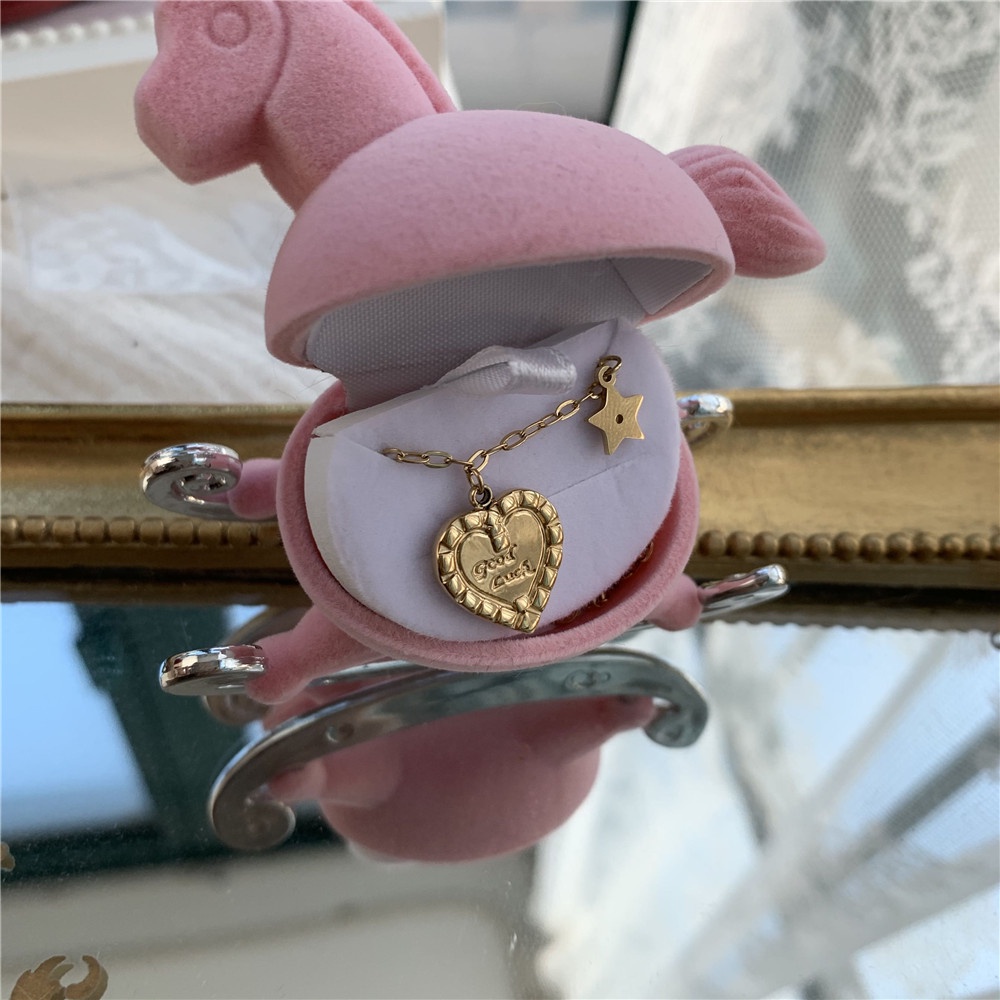 Cod Qipin Hộp Đựng Nhẫn Cưới Bằng Nhung Hình Trojan Màu Hồng Sắp Xếp Gọn Gàng Làm Quà Tặng Cho Nữ