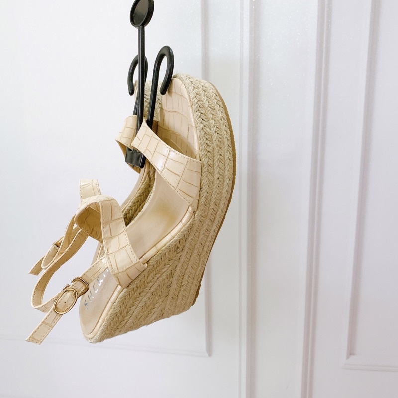 Sandal cói đế xuồng_Siêu tôn dáng sang trọng