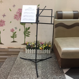 Giá nhạc- giá để sách nhạc