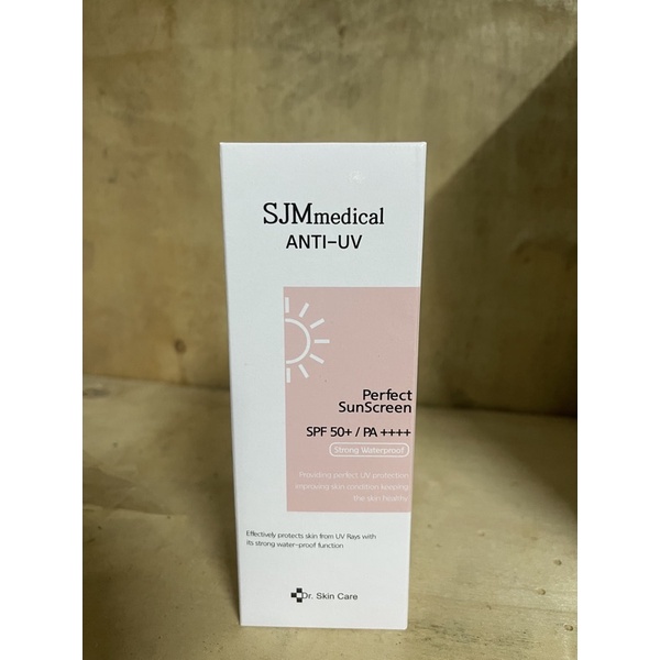 Chống nắng nâng tone da SJM