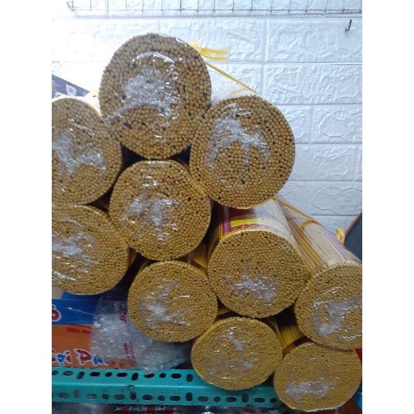 Nhan thường 4 tấc