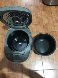 NỒI CƠM ĐIỆN NỘI ĐỊA NHẬT