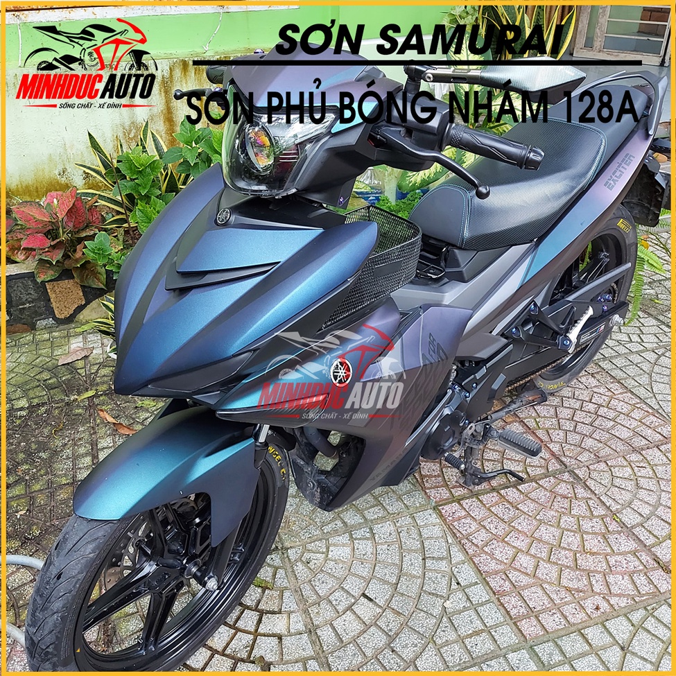 Sơn phủ bóng trong samurai 128A Sơn xịt Samurai nhập khẩu từ Malaysia.