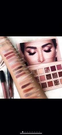 Bảng phấn mắt Nude New eyeshadow palette