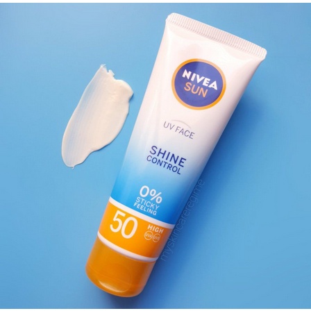 (Bản Úc) KEM CHỐNG NẮNG NIVEA Shine Control / Soothes Sensitive - Wincy Mart