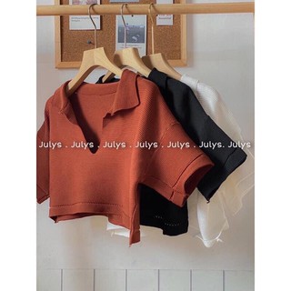 Áo croptop cổ đức