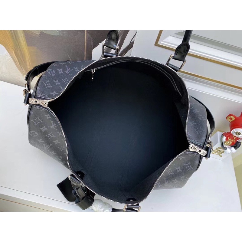 Túi Lv Keepall Bandouliere 50 Boston Bag da đanh dày, code đựng cả thế giới