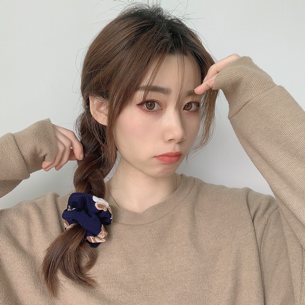 Dây cột tóc vải Scrunchies Hàn Quốc họa tiết gấu xinh xắn cho nữ