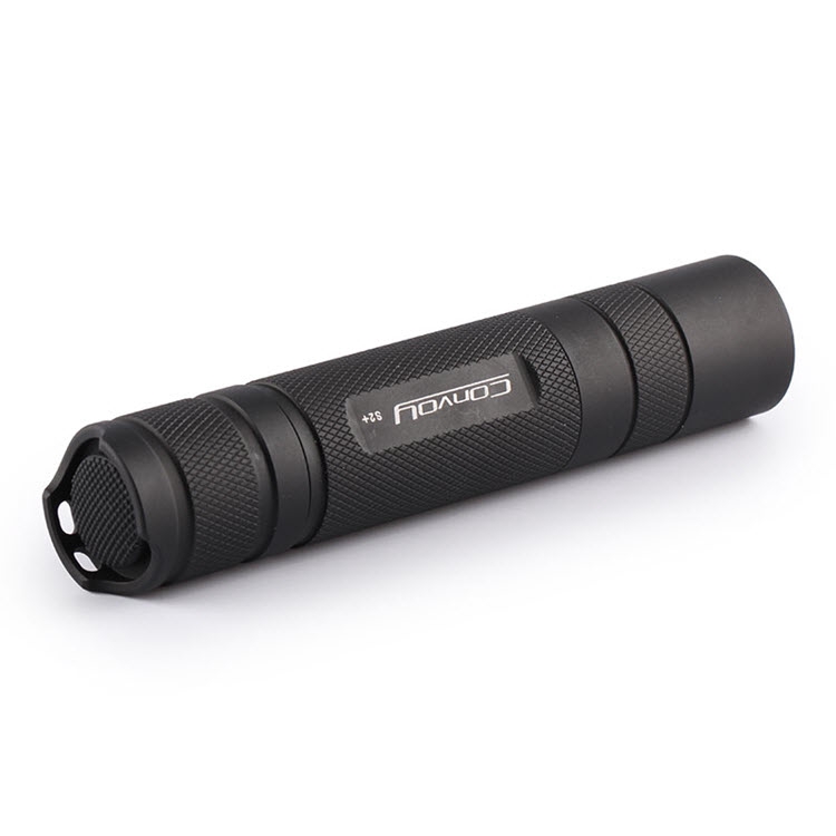 Đèn pin cầm tay convoy s2 + Black XM-L2 7135x8 đa năng tiện dụng