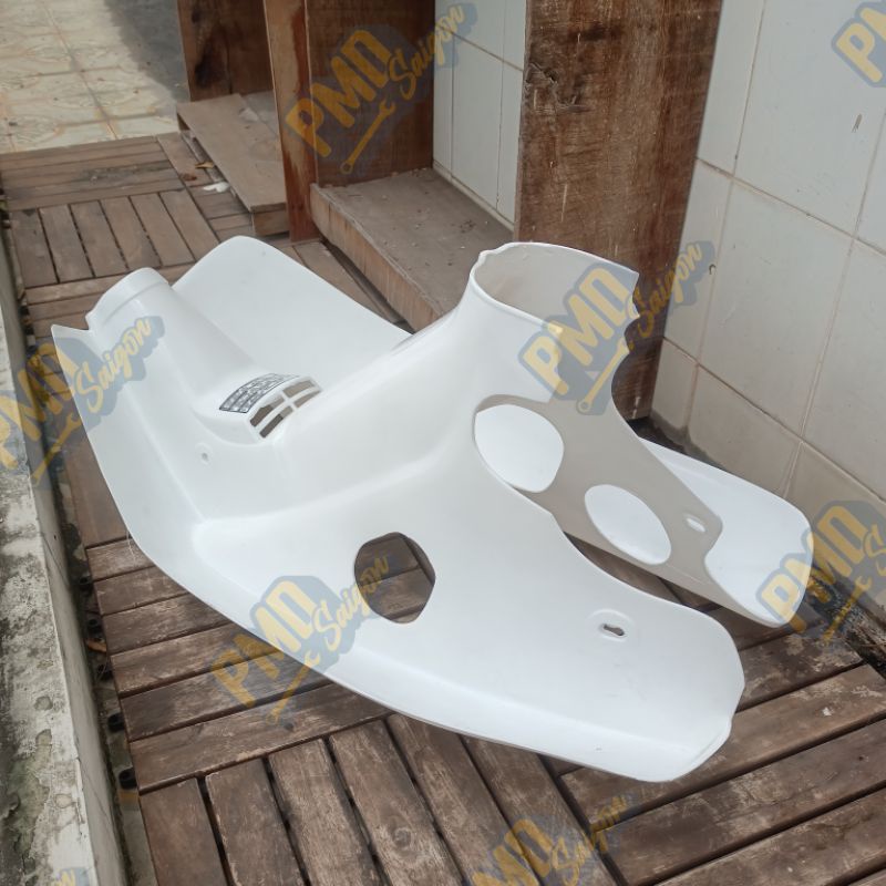 Bửng  xe cub82 có đề đèn vuông màu trắng