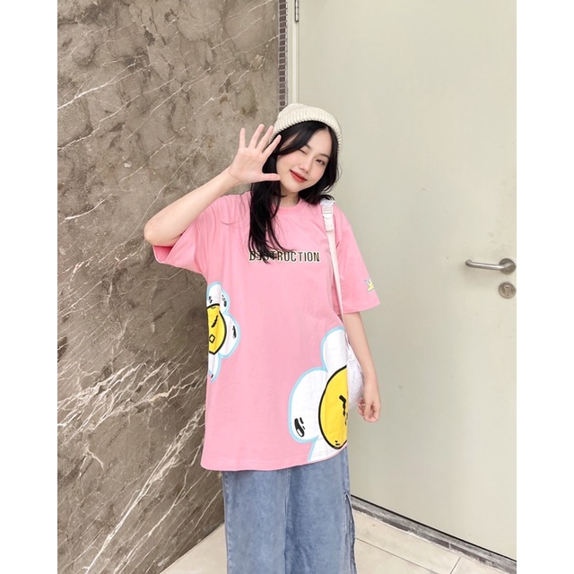 Áo thun local brand Destruction in hoạ tiết hoa cúc và trứng ốp la nhiều màu, cổ tròn, cotton