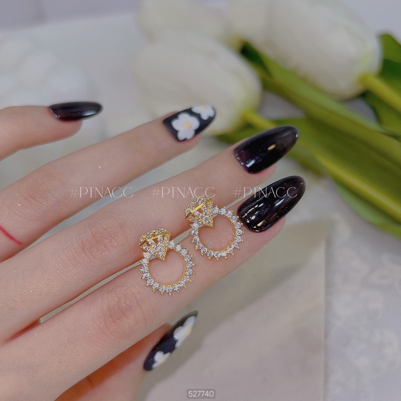 Bông tai, khuyên tai xi bạch kim hình kim cương đính vòng soàn kiểu Hàn Quốc .PTNACC.