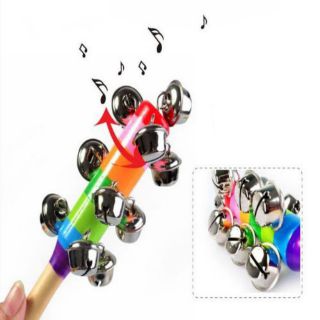 Lục lạc cán gỗ cầu vòng cho bé