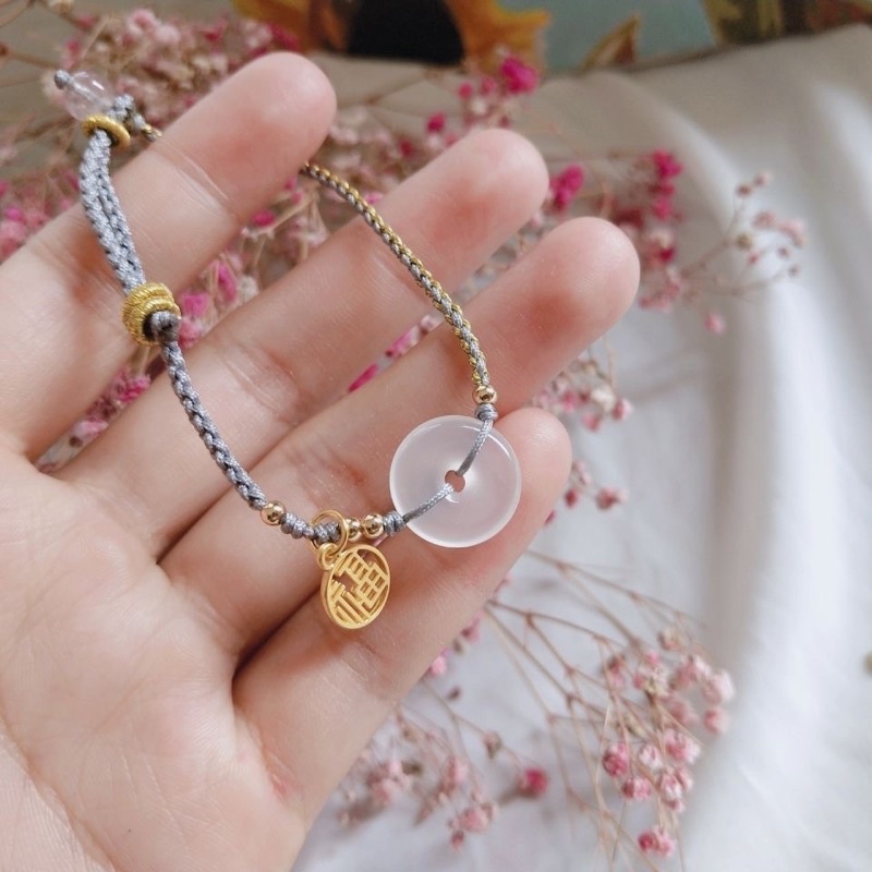 Vòng tay dây tết ngọc bình an - Miêu Quán