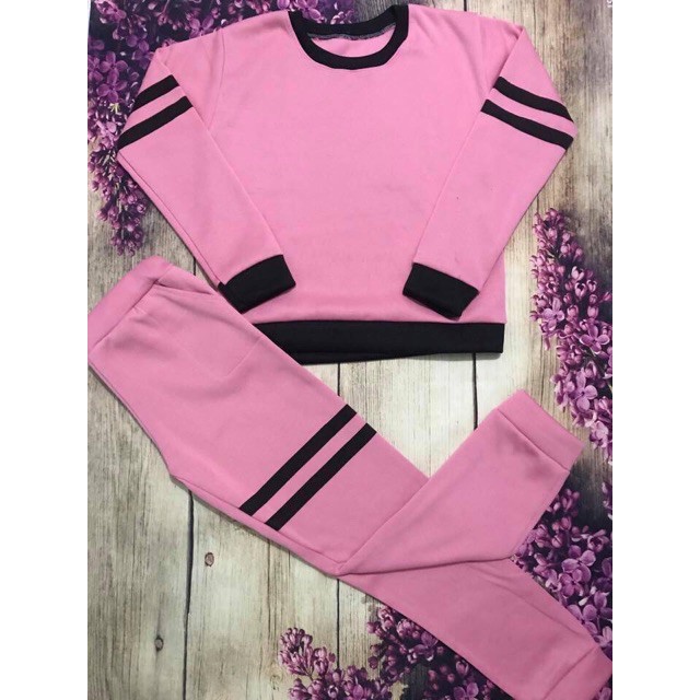 Bộ nỉ nữ Crotop 3 màu kèm ảnh thật . . | BigBuy360 - bigbuy360.vn