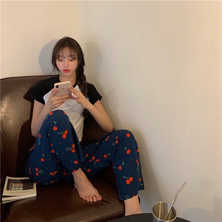 Đồ ngủ nữ in hoạt hình dễ thương và thoải mái | BigBuy360 - bigbuy360.vn