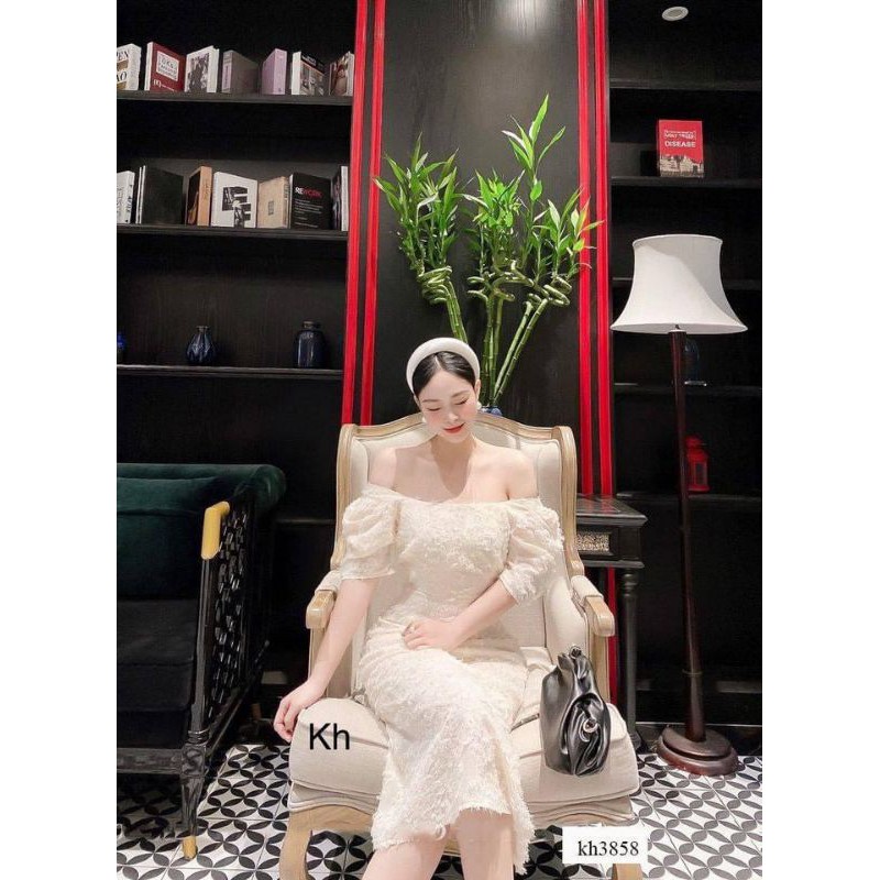 Váy ren lông cổ vuông