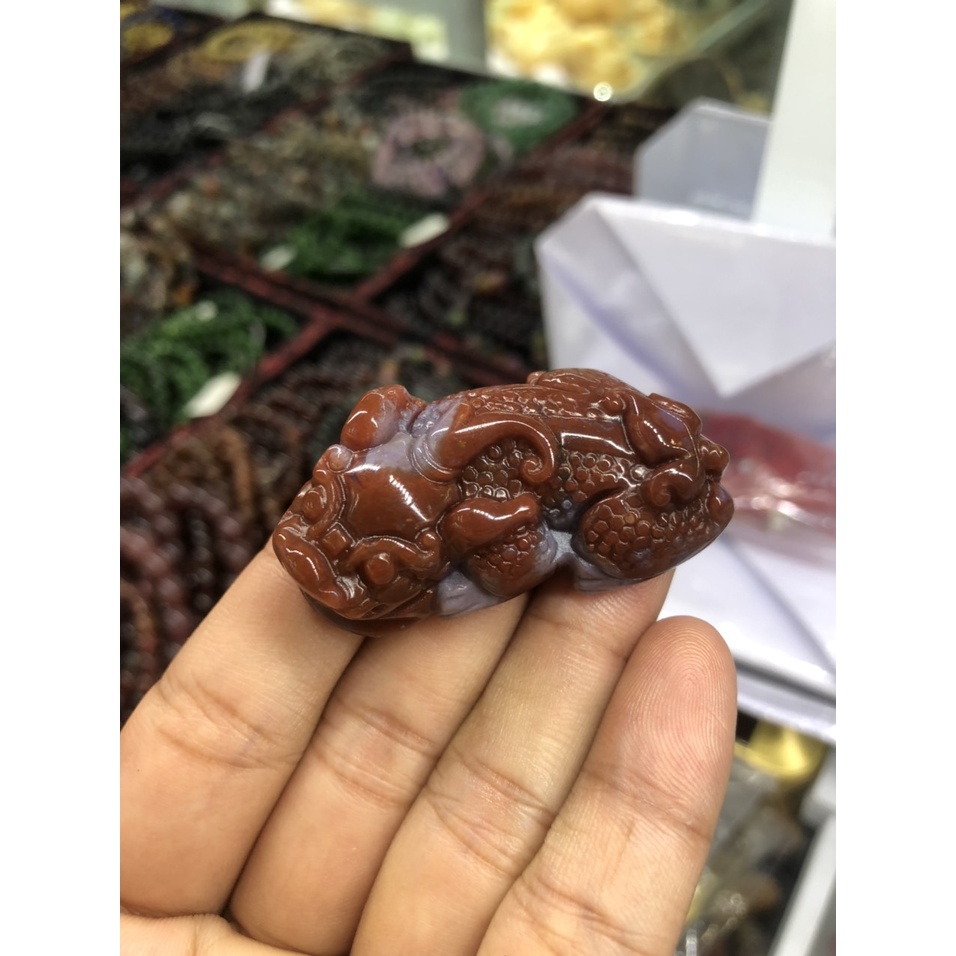 Mặt dây chuyền Tỳ Hưu vẩy rồng phong thủy đá ngọc băng tảo