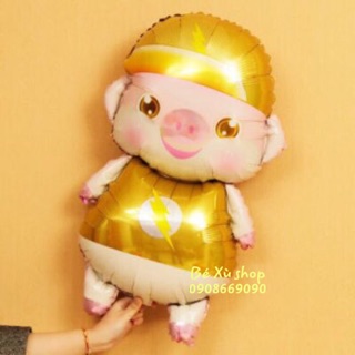 Bóng hình heo vàng lớn