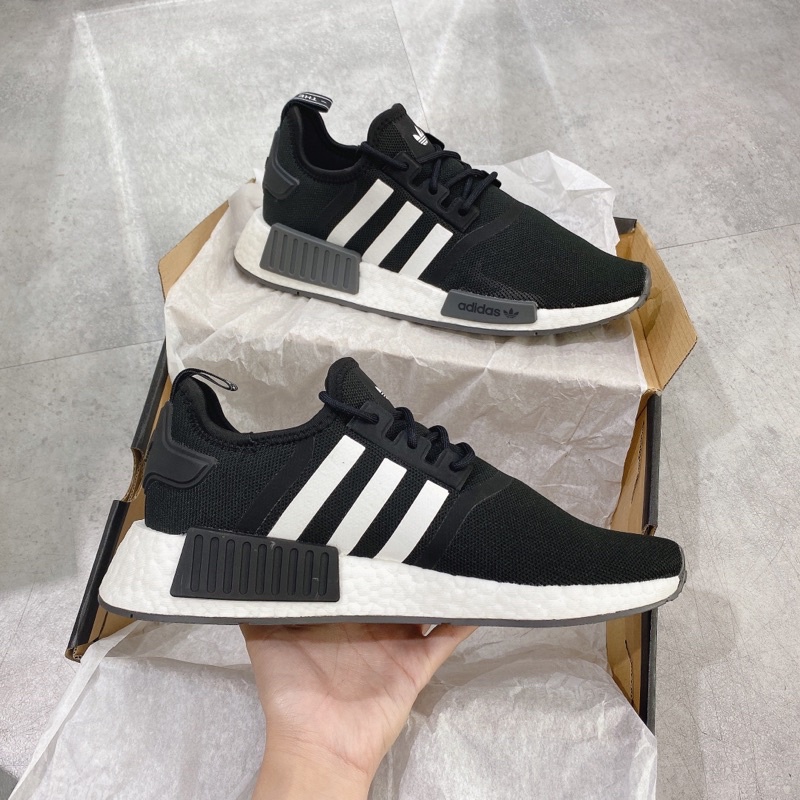 Giày thể thao Sneaker Adidas NMD R1 V1 màu Đen Trắng