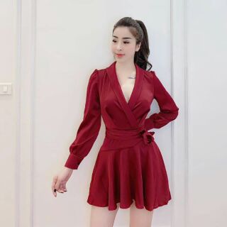Đầm xoè cổ vest tay dài