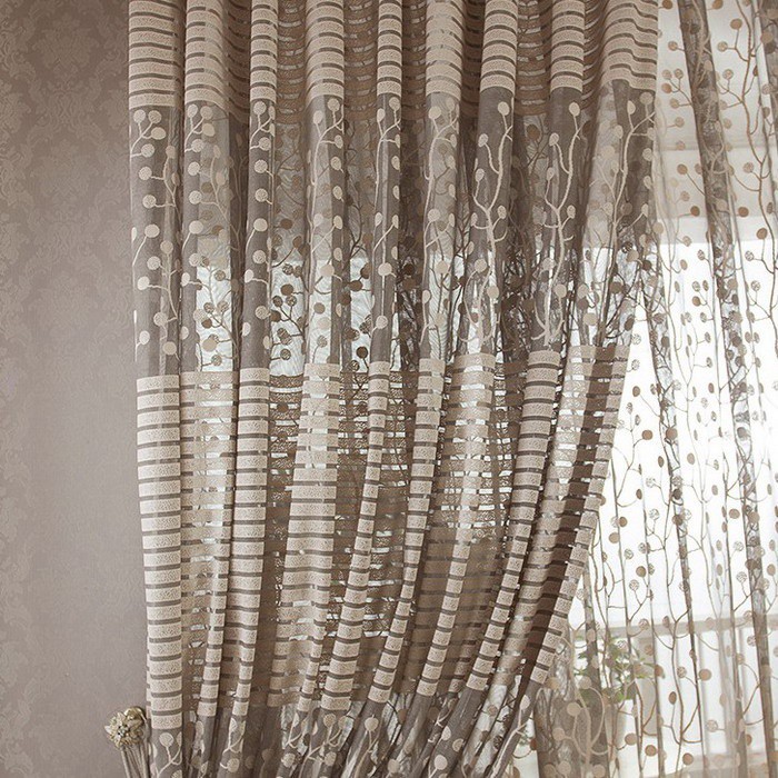 Rèm cửa vải tuyn họa tiết lá cây sang trọng