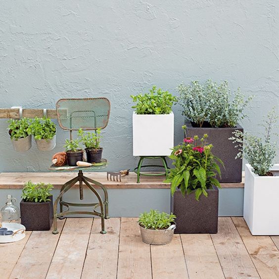 Chậu xi măng đá mài VUÔNG 25*25*25