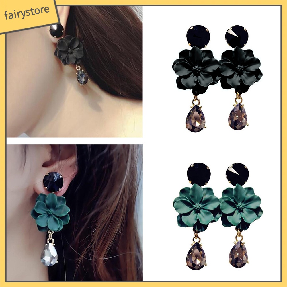 Khuyên tai hình hoa phong cách cổ điển cho nữ