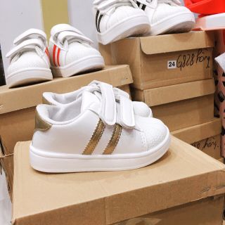 Giày adidas cho bé