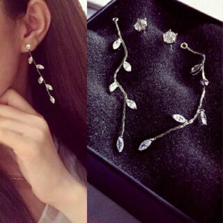 Khuyên tai dài lá liễu đính đá đeo được 2 kiểu