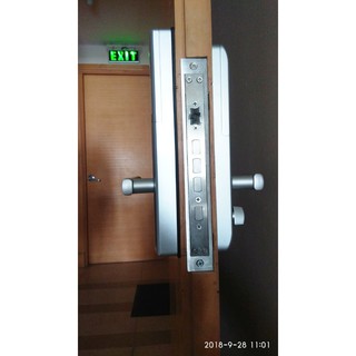 Khóa cửa vân tay Dessmann S510