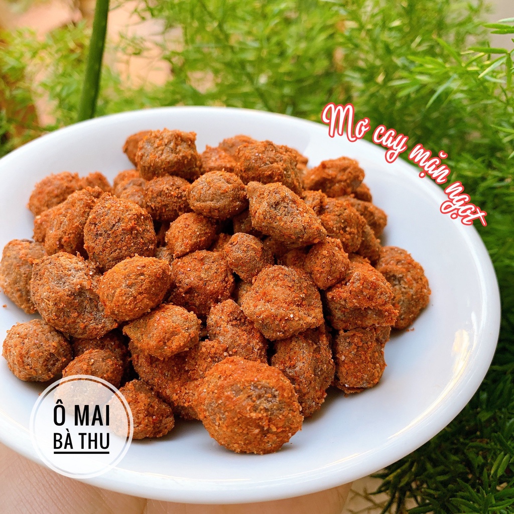 Hộp 500g Ô mai mơ cay mặn ngọt, ô mai Bà Thu có vị chua mặn giúp thuận khí hết h0 giải khát cho cơ thể