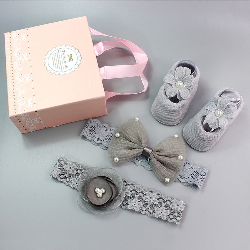 Set 3 Món Vớ Cotton Chống Trượt + Vớ Cotton Chống Trượt Đính Nơ Hoa + Băng Đô Cài Tóc Cho Bé Gái Sơ Sinh