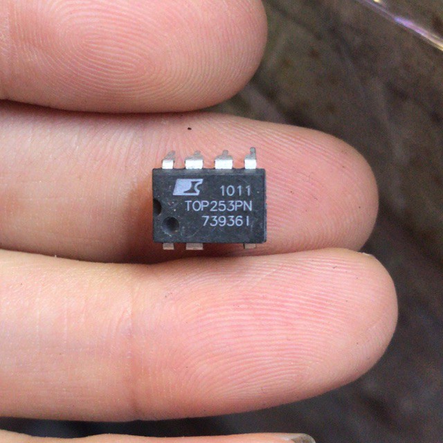 SOC- 5 con ic nguồn 7 chân TOP253PN
